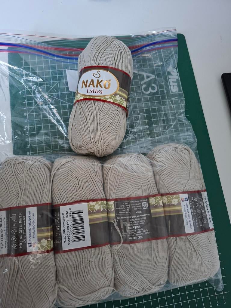 5 bollen wol.50%katoen50%viscose.100gram, Ophalen of Verzenden, Nieuw, Breien of Haken, Wol of Garen