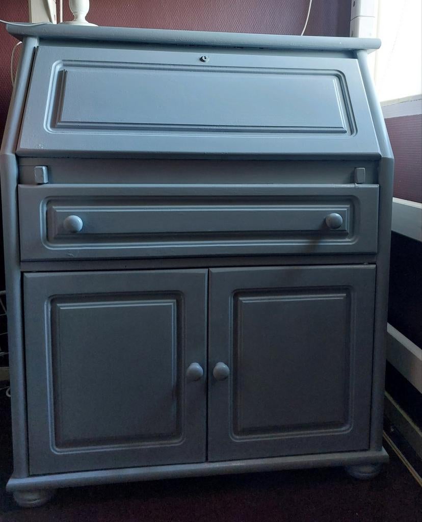 Te koop: Leuke secretaire/opbergkastje, grijsblauw., Huis en Inrichting, Kasten | Secretaires, Ophalen