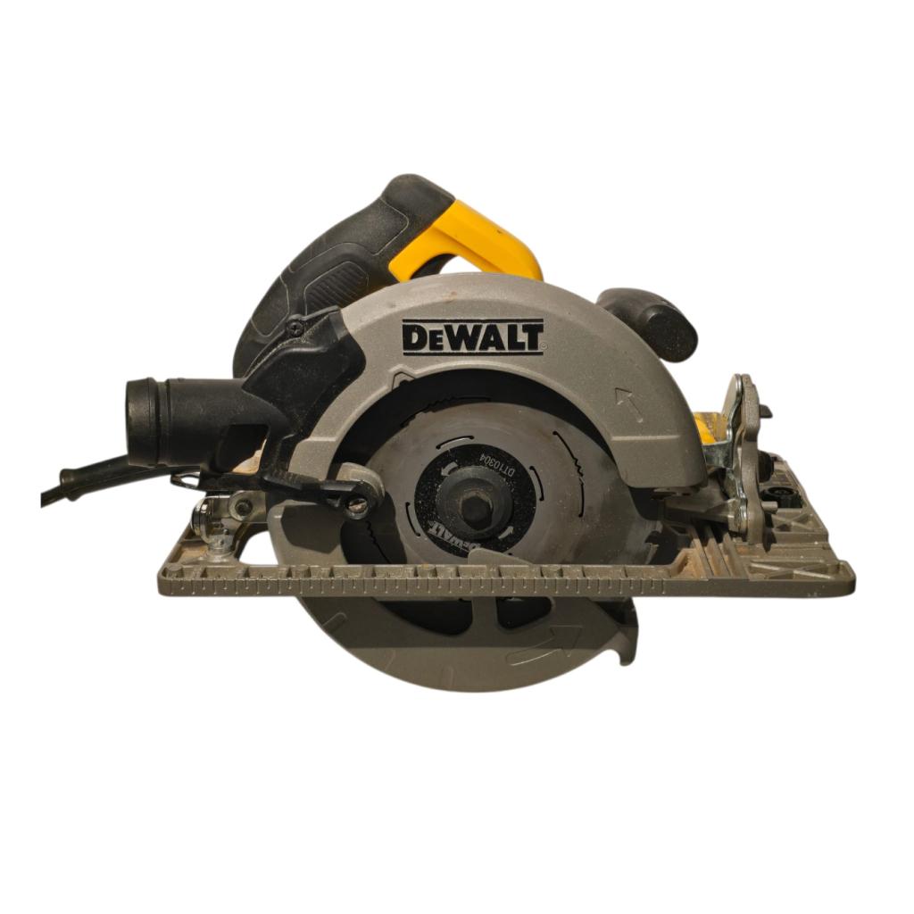 DeWALT DWE576K 1600W Cirkelzaag | Nette Staat, Dewalt, Gebruikt, Support@dewalt.com, 701 E. Joppa Road
Towson, MD 21286
USA