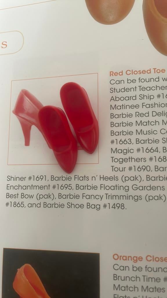 Barbie vintage Japan Rode pumps., Ophalen, Zo goed als nieuw, Apparaat