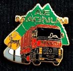 Renault AE Magnum pin emaille rood-groen, Verzenden, Nieuw, Transport, Speldje of Pin
