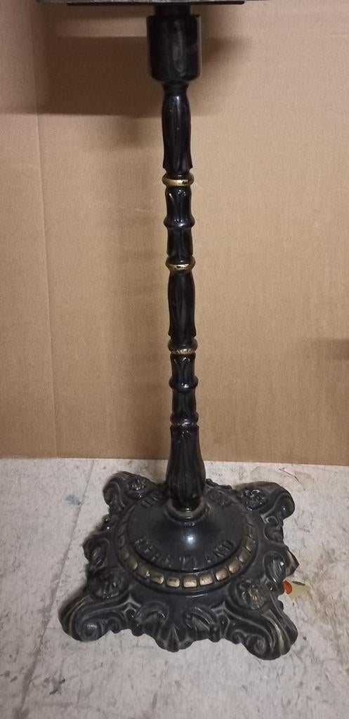 2 zware gietijzeren engelse stands., Overige munten, Ophalen, Zo goed als nieuw