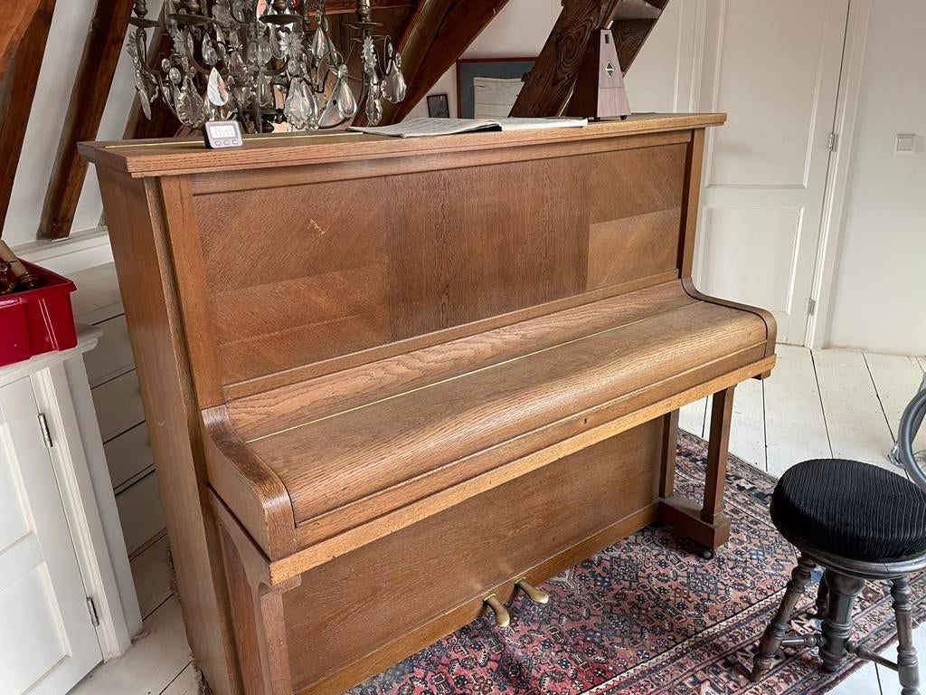 Mooie en fijne Schindhelm piano, Muziek en Instrumenten, Piano's, Ophalen, Gebruikt, Bruin, Piano