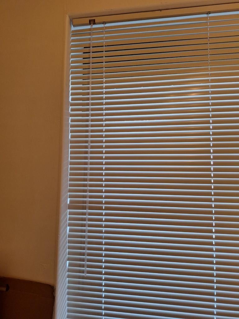 Jaloezie wit, Ophalen, Zo goed als nieuw, Wit, 150 tot 200 cm