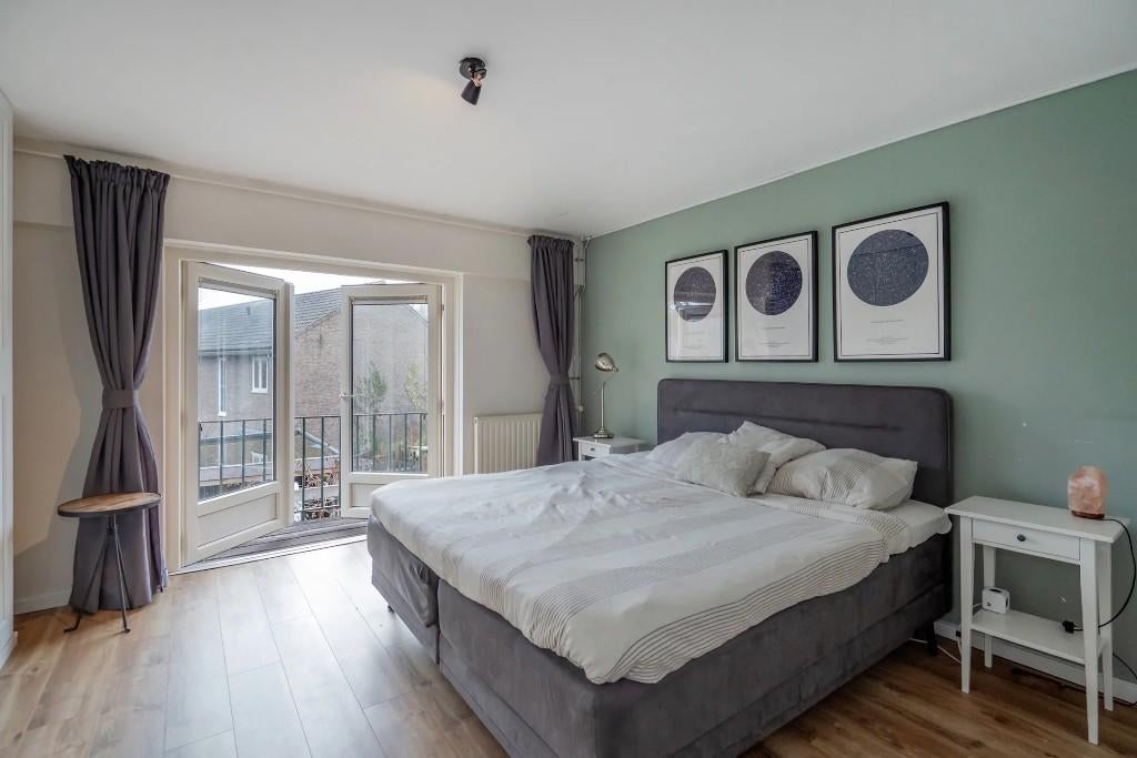 Swiss Sense boxspring 180x200 elektrisch verstelbaar, Ophalen, Gebruikt, Groen, Tweepersoons