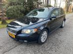 Volvo V50 2.4 140PK SUMMUM / Leer / Rijklaar!! / APK nieuw /, Euro 5, Beige, 700 kg, Zwart
