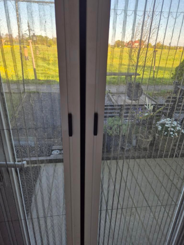 Plissé hordeur voor (schuif)pui, Unilux wit., Doe-het-zelf en Verbouw, Deuren en Horren, Ophalen of Verzenden, Hordeur, 200 tot 215 cm