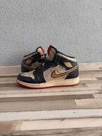 Air Jordan 1 Mid SE (GS) Blauw Wit Goud Rood MAAT 40, Blauw, Ophalen of Verzenden, Sneakers of Gympen, Zo goed als nieuw