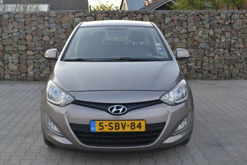 Hyundai I20 1.2 LED NAVI 5-deurs Dealer ond. NW APK, Auto's, Euro 5, Gebruikt, 31 €/maand, 4 cilinders