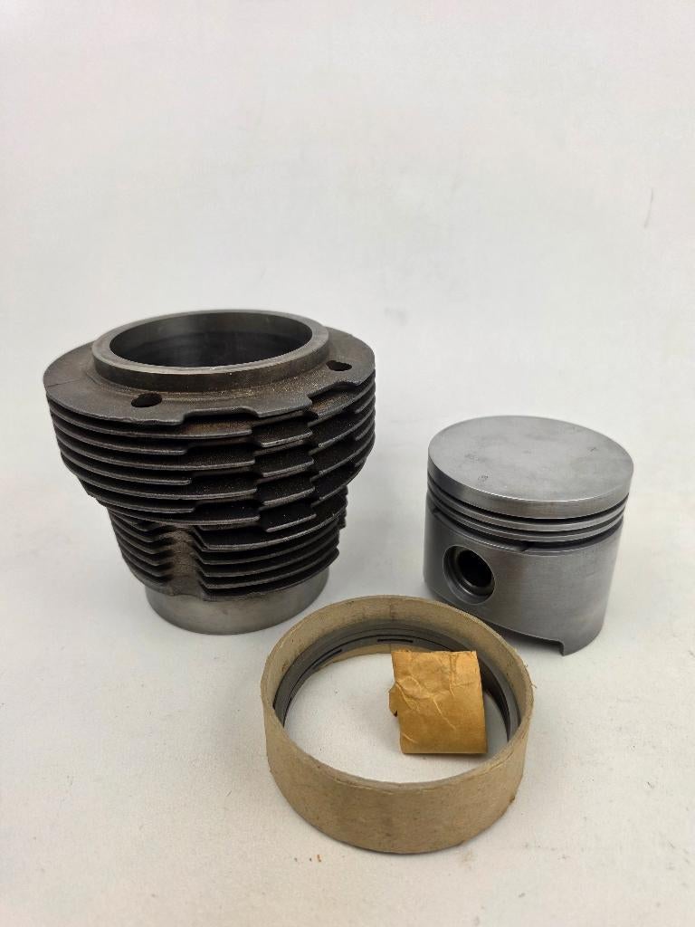 DAF 33 Cilinder / Zuiger set Nieuw Origineel, DAF, Info@bram-modelcars.nl, Nieuw, Ophalen of Verzenden