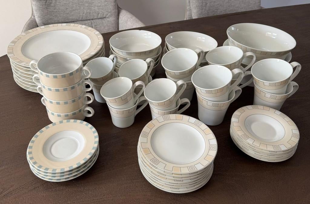 Grote servies set Royal Porcelain + Intermezzo 8-persoons, Huis en Inrichting, Keuken | Servies, Gebruikt, Compleet servies, Overige stijlen