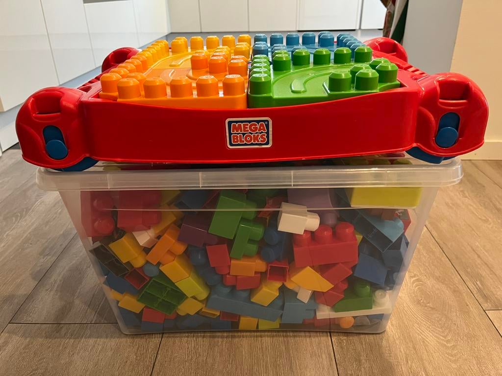 Grote set Megabloks inclusief bouwtafel, Ophalen, Gebruikt, Megabloks