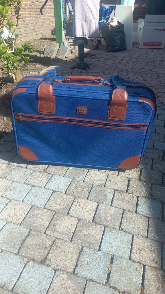 Blauwe koffer met bruine accenten, Sieraden, Tassen en Uiterlijk, Koffers, Gebruikt, Zacht kunststof, 50 tot 60 cm, 35 tot 45 cm