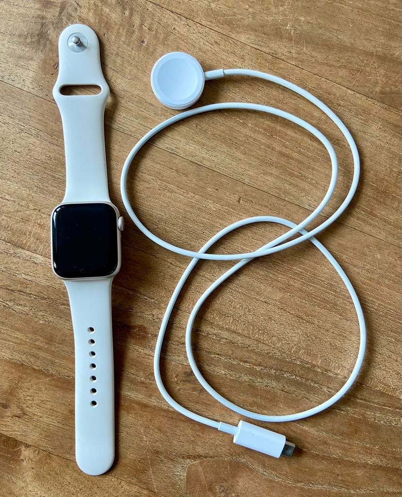 APPLE WATCH 40 Light blush - Ongebruikt, Ophalen of Verzenden, Zo goed als nieuw, Zwart, IOS