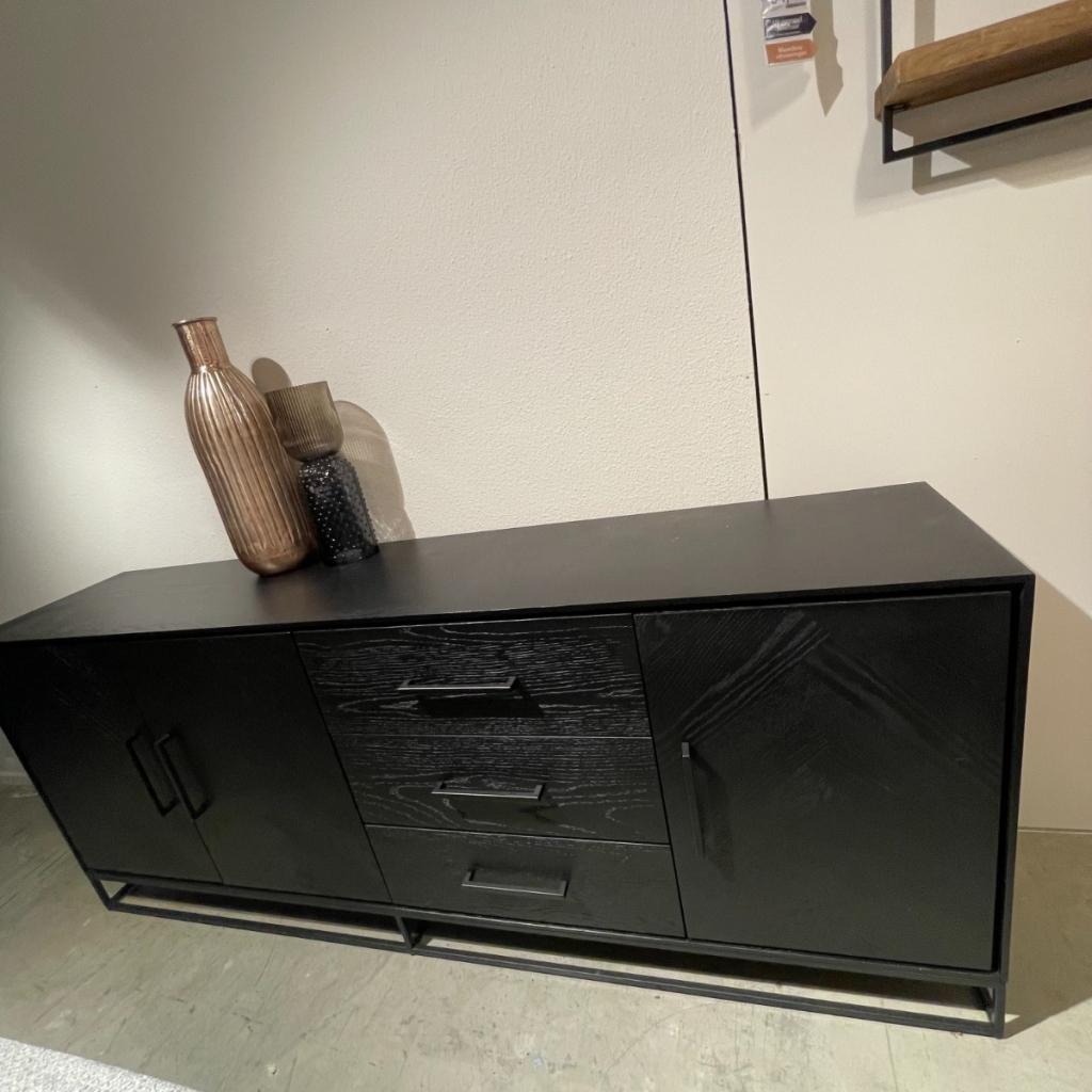 Dressoir Vinito Eikenfineer Zwart - Pronto Wonen, Huis en Inrichting, Kasten | Dressoirs, Niet ingevuld, Niet ingevuld, Niet ingevuld