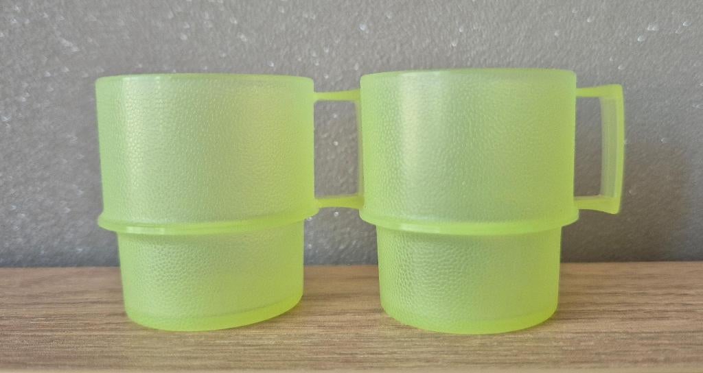 Tupperware mini bekertjes Hoogte 4,5cm Ø4cm Groen NIEUW, Ophalen of Verzenden, Nieuw, Groen, Beker of Kan