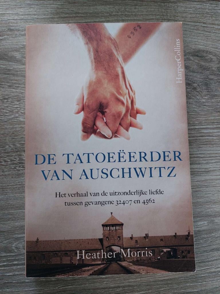 Heather Morris - De Tatoeëerder van Auschwitz - 2021, Boeken, Romans, Ophalen of Verzenden, Zo goed als nieuw, Heather Morris