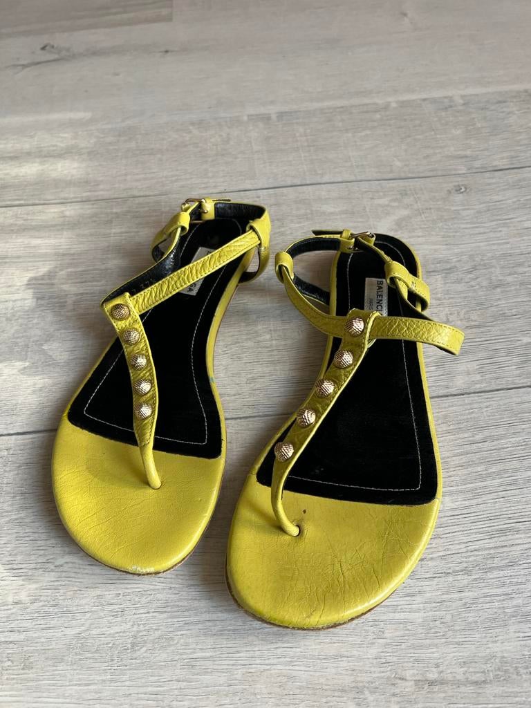 Balenciaga Arena slippers geel maat 37,5, Slippers, Geel, Ophalen of Verzenden, Gedragen