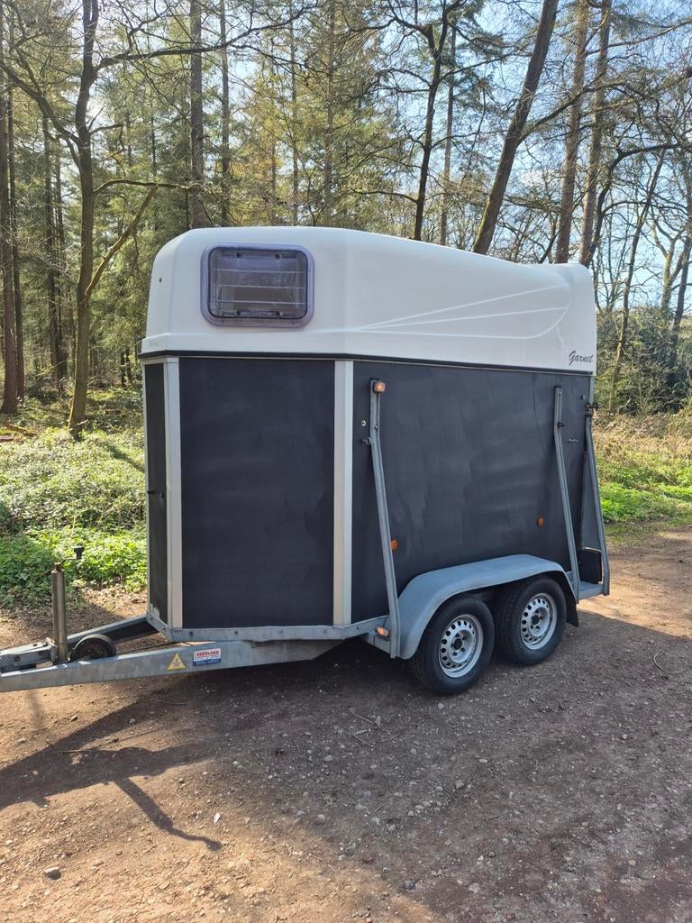 Leuke 1.5 paards met aluminium bodem lichtgewicht 560kg, Dieren en Toebehoren, Paarden en Pony's | Trailers en Aanhangwagens, Ophalen of Verzenden