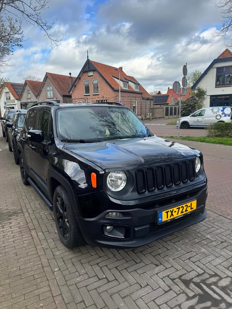 Jeep Renegade 1.4 Multiair2 Turb.103kw 2WD 2017 Zwart, Auto's, Voorwielaandrijving, 1295 kg, 4 cilinders, 400 kg