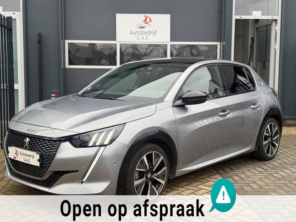 Peugeot 208 1.2 PureTech GT-Line CARPLAY PANO COCKPIT CAMERA, Auto's, Gebruikt, Euro 6, Leder en Stof, 23 km/l