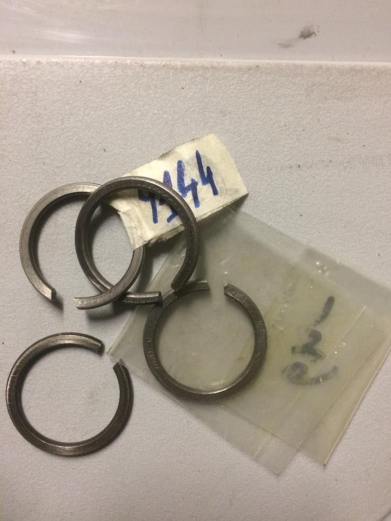 Harley xl, sportster sprocket shaft rolager spacer ( shims ), Ophalen