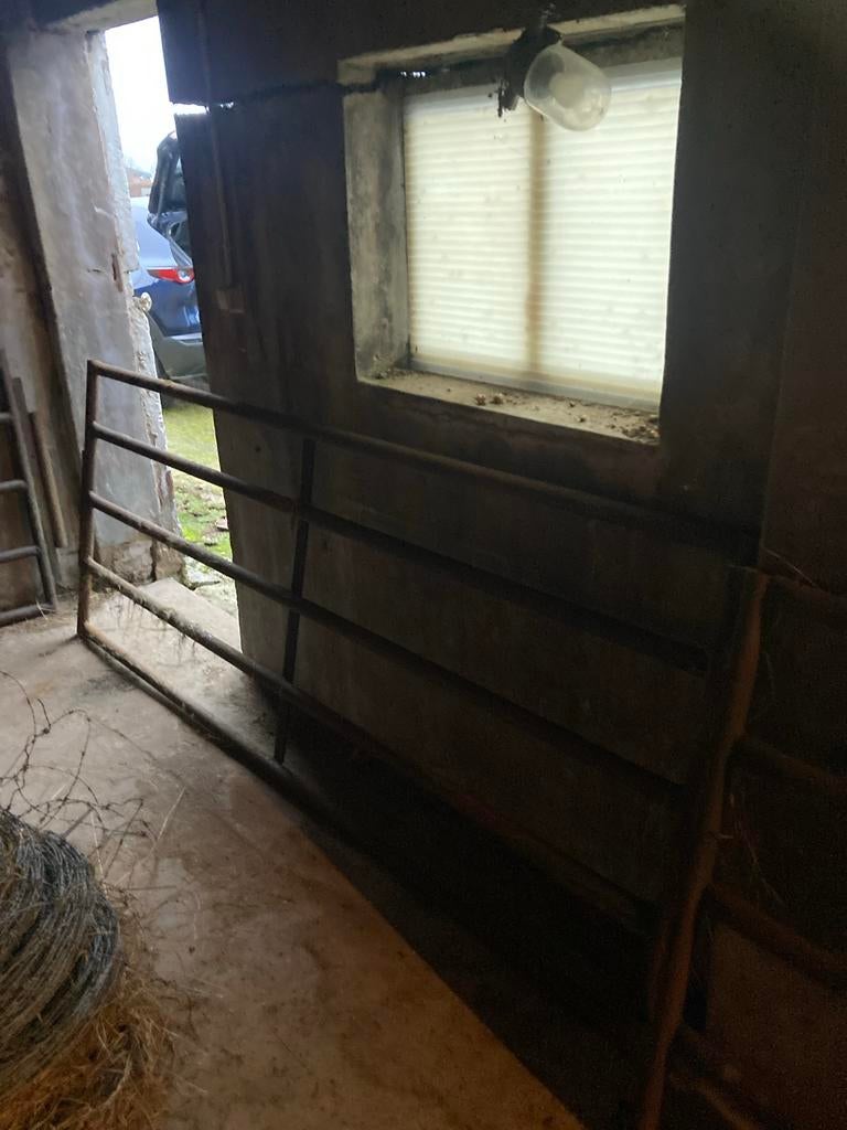 Stalen boerenhekken - 2x 255cm, 1x 145cm, 100cm hoog, Ophalen, Gebruikt, IJzer, Overige typen