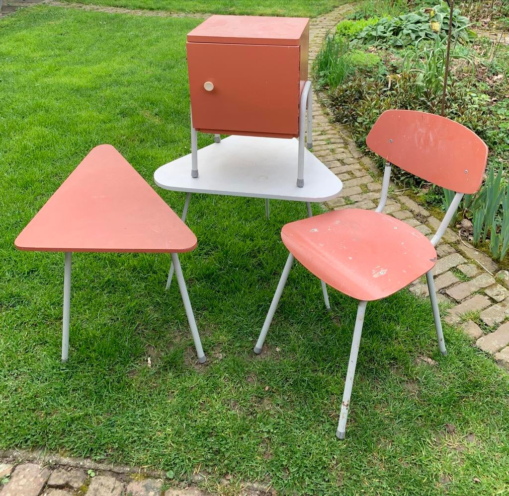 Dico Uden Holland retro 60's bijzettafeltjes en stoel, Gebruikt, 50 tot 100 cm, Ophalen of Verzenden, Metaal