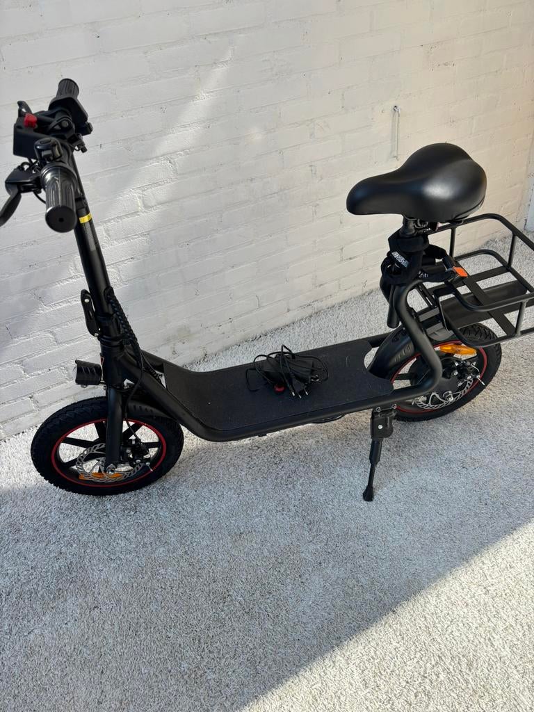 NIEUW Electrische Step, Fietsen en Brommers, Steps, Zo goed als nieuw, Elektrische step (E-scooter), Ophalen