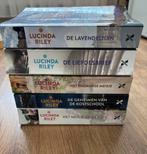 5 boeken van Lucinda Riley - De Zeven Zussen serie, Boeken, Ophalen of Verzenden, Zo goed als nieuw, Nederland