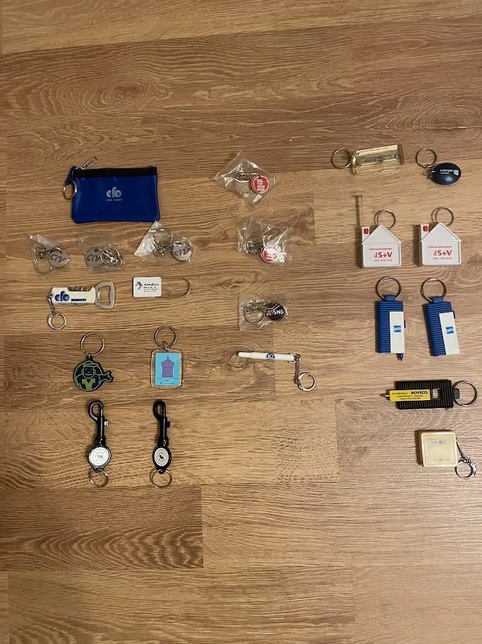 22 Sleutelhangers, Ophalen of Verzenden, Gebruikt, Overige typen