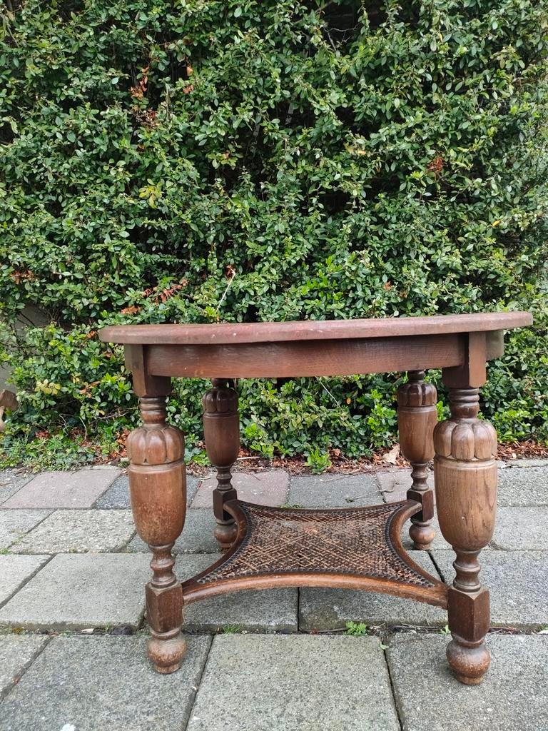 Salontafel uit grootmoeders tijd, Ophalen