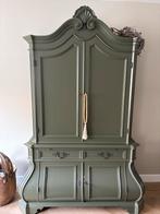 Landelijke kast in twee delen, Ophalen