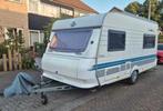 Hobby DeLuxe 440SF '97 met Walker voortent en luifel, Hefbed, 75 kg, Hobby, Treinzit