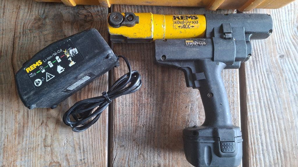 Rems Mini-press acc accu perstang pers machine compleet., ., Ophalen of Verzenden, Zo goed als nieuw, .