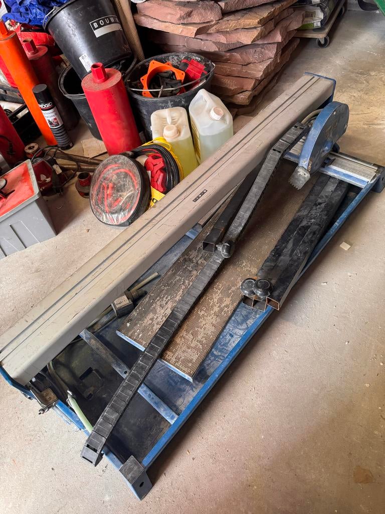 Tegelzaag tafel met water aansluiting, Ophalen of Verzenden, Gebruikt, Overige typen