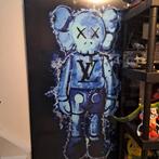 Kaws en lv kunstwerk, Ophalen