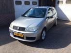 Fiat Punto 1.2 3DR 2005 Grijs met weinig kilometers, Auto's, Fiat, Voorwielaandrijving, Stof, 4 cilinders, 400 kg