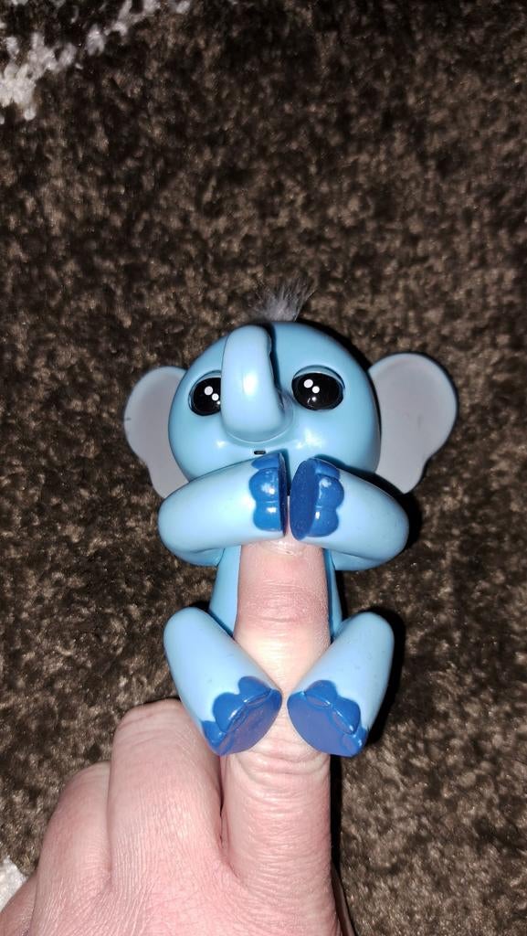 Wowwee vinger babyolifantje, Ophalen of Verzenden