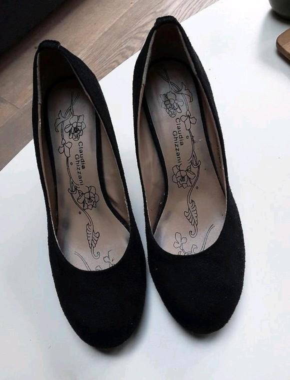 Te koop: Pumps met hoge hak van CLAUDIA GHIZZANI Maat: 38, Kleding | Dames, Schoenen, Zo goed als nieuw, Pumps, Zwart, Ophalen of Verzenden
