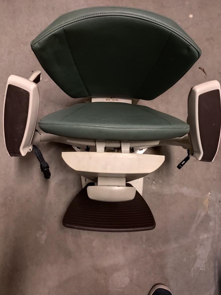 Stoelunit voor traplift Thyssen Krupp, Ophalen, Gebruikt