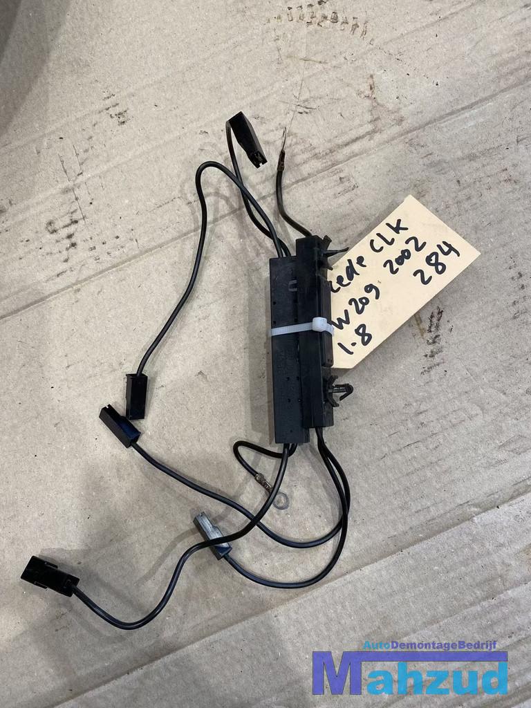 MERCEDES CLK W209 Antenne versterker A2038200189, Auto-onderdelen, Elektronica en Kabels, Gebruikt, Mercedes-Benz AG, Mercedes-Benz