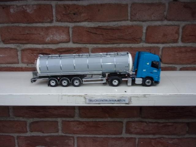 Tekno  Volvo  FH05  Globetrotter  van  Thys., Hobby en Vrije tijd, Modelauto's | 1:50, Nieuw, Bus of Vrachtwagen, Tekno, Ophalen of Verzenden