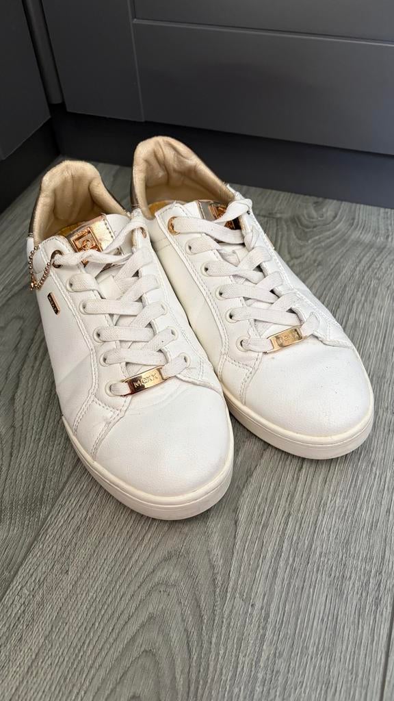 Mexx Helexx Veterschoen Dames Wit Goud - maat 38, Ophalen of Verzenden, Gedragen, Wit, Sneakers of Gympen