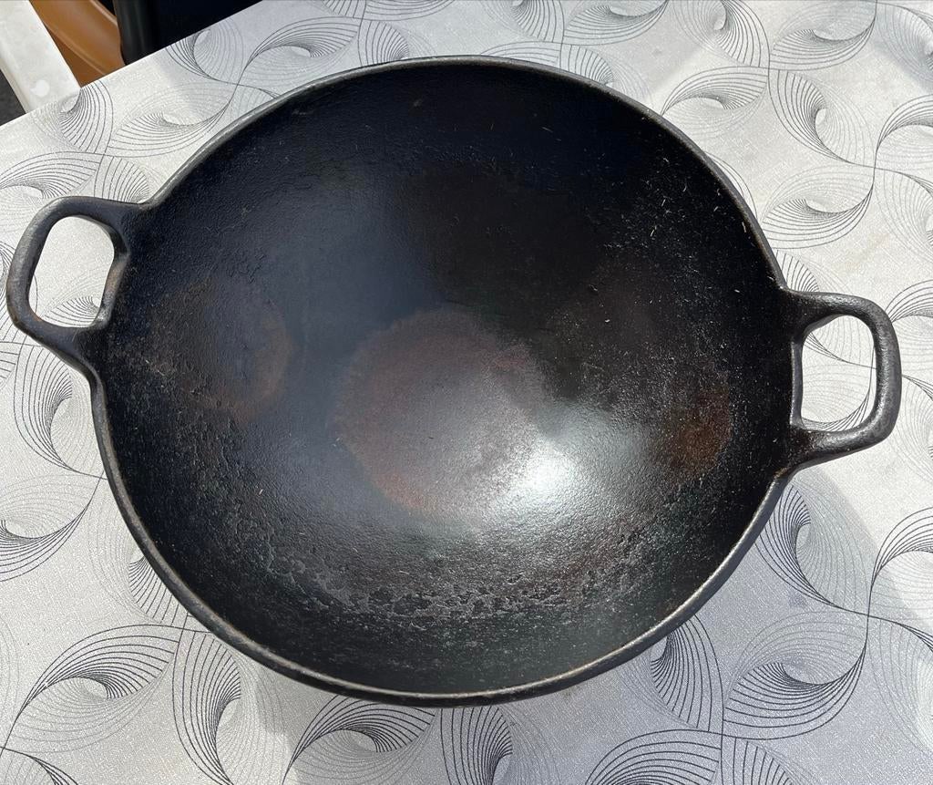 Gietijzeren wok met standaard voor gasfornuis, Ophalen, Gebruikt, Gietijzer, Wok