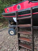 Antieke hardhouten boot trap van sleepboot/opduwer, Ophalen
