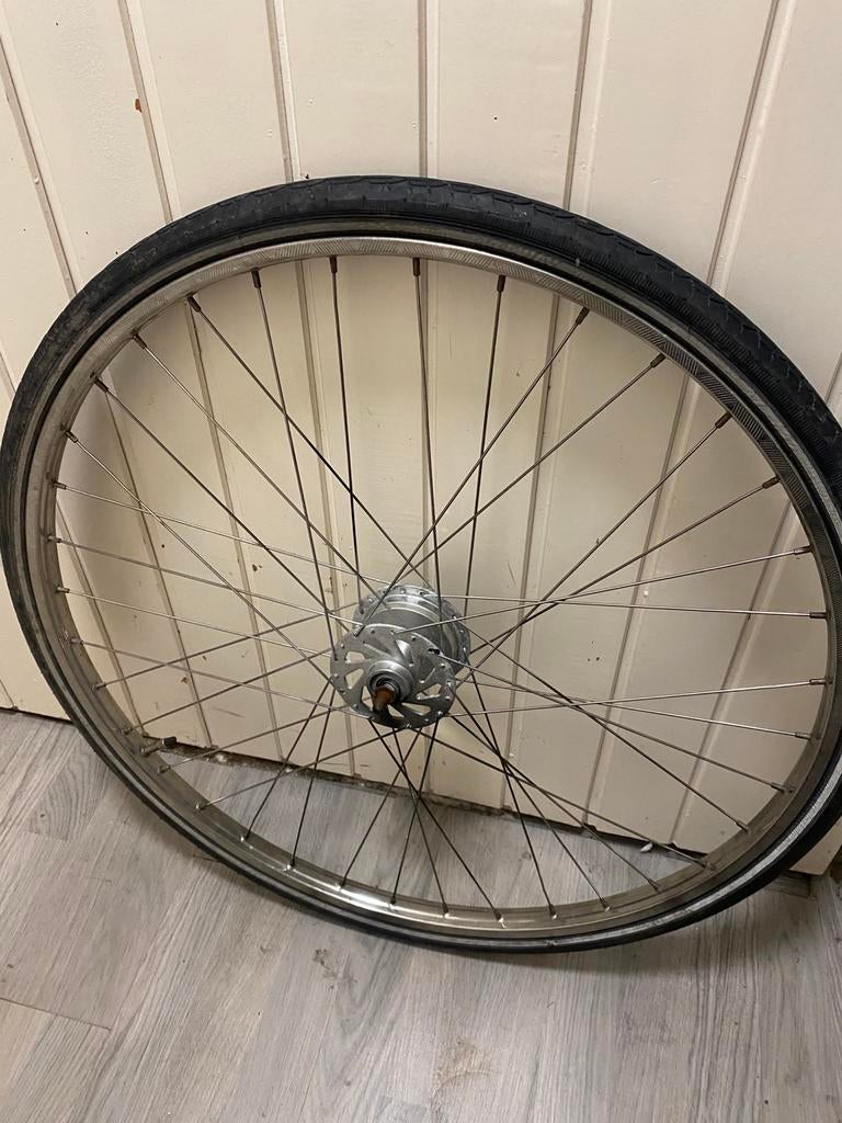 28’’inch.  Voorwiel, Ophalen, Zo goed als nieuw