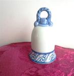 Tafelbel. Tafelklokje. Porselein., Ophalen of Verzenden