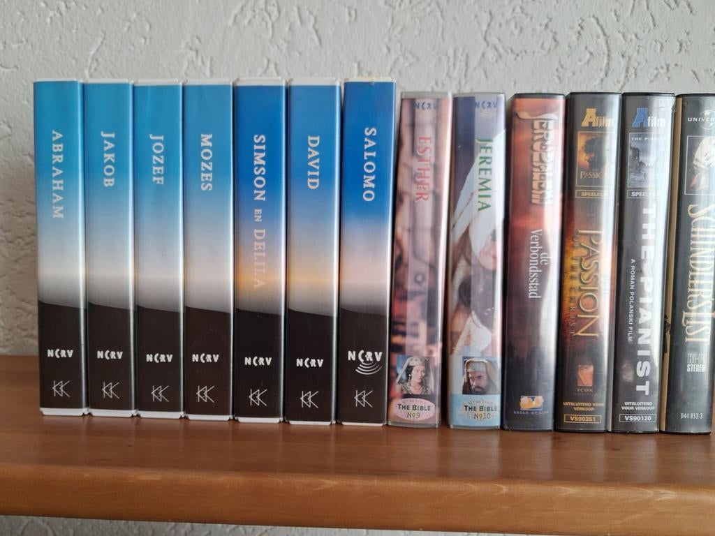 Videobanden. 14 stuks. O.A. 9 bijbelverhalen. IGST, Alle leeftijden, Ophalen of Verzenden, Gebruikt