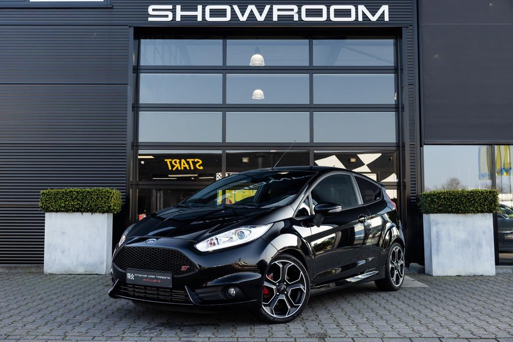 Ford FIESTA 1.6 ST200, 200pk, Cruise, Winterpakket, Topstaat, Auto's, Voorwielaandrijving, 1596 cc, 1063 kg, Gebruikt